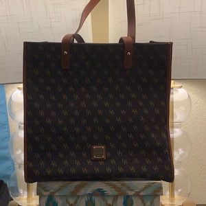 Dooney and Bourke large tote bag